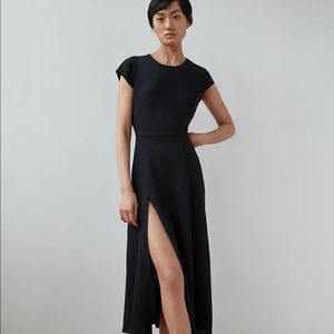 Size 8 babaton hamptons dress